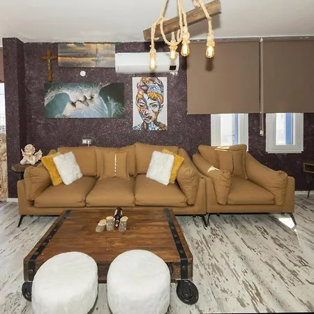 Central With Mesmerizing View In Bodrum *