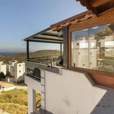 Central With Mesmerizing View In Bodrum